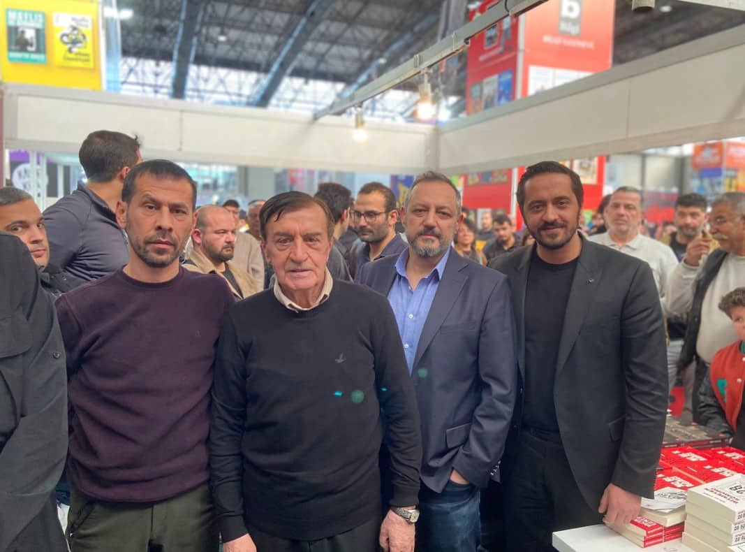 Ülkü Ocakları’nın Saldırdığı Pankuş Standına Yoğun İlgi