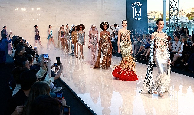 jm-brides-2026-runway-fashion-izmir-shining-dreams-koleksiyonu-ile-moda-dunyasina-buyuleyici-bir-dokunus.jpg