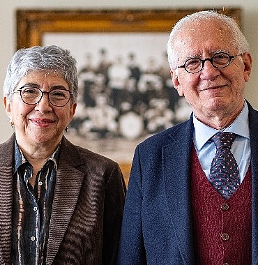 ressam-ve-sair-tevfik-fikret-kitabi-gs-universitesi-kultur-ve-sanat-merkezindeki-galatasaray-muzesinde-tanitildi.jpg
