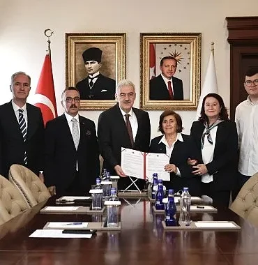 inegole-7-birimli-yeni-aile-sagligi-merkezi-icin-protokol-imzalandi.jpg