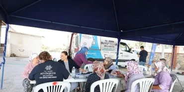 baskan-cercioglu-agiz-ve-dis-sagligi-hizmetlerini-aydinin-dort-bir-yaninda-vatandaslarla-bulusturuyor.jpg