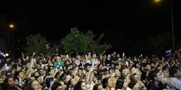baskan-cercioglu-nazillide-vatandaslari-yaz-konseri-ile-bulusturdu.jpg