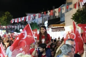 cesmede-30-agustos-zafer-bayrami-coskuyla-kutlandi.jpg