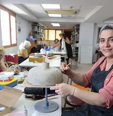 guzelyalida-7den-77ye-sanat-var.jpg