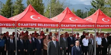 kartepede-30-agustos-zafer-bayrami-coskuyla-kutlandi.jpg