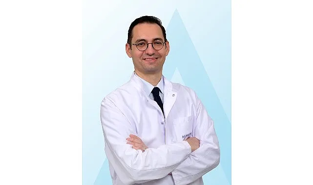 ozellikle-yagli-yemeklerden-sonra-basliyorsa-gecikmeyin.jpg