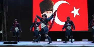 sarayda-halk-danslari-gecesine-buyuk-ilgi.jpg
