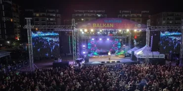 14-nilufer-balkan-panayirinda-renkli-kapanis.jpg