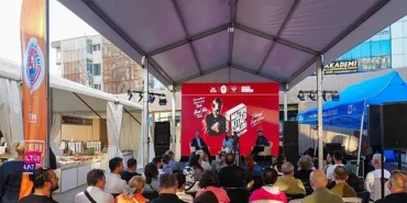 2-maltepe-kitap-gunlerinde-2-ozel-soylesi.jpg