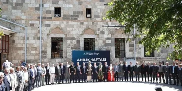 ahilik-haftasi-etkinlikleri-konyada-coskuyla-basladi.jpg