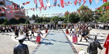 baskan-filiz-ceritoglu-sengel-kurtulusumuzun-mirasi-cumhuriyettir.jpg