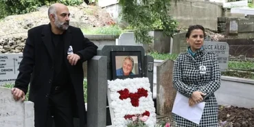 beklan-algan-vefatinin-16-yil-donumunde-anildi.jpg