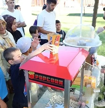 buyuksehirden-cocuklara-renkli-okul-provasi.jpg