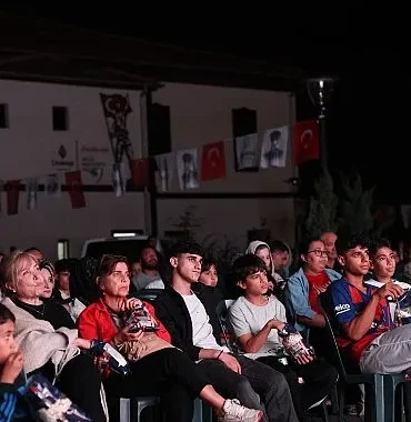 cankaya-acik-hava-sinema-gunleri-sona-erdi.jpg