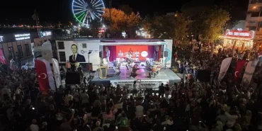 edremitin-kurtulus-coskusu-100-davulla-yankilandi.jpg