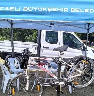 festivalin-yol-arkadasi-kobis-oldu.jpg
