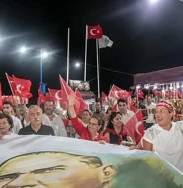 guzelbahce-11-eylulu-izmir-pop-orkestrasiyla-kutlayacak.jpg