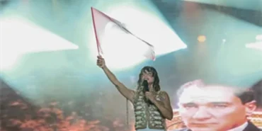 iefde-muzik-ve-mizah-bir-arada.jpg
