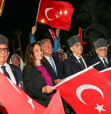 karsiyaka-kahraman-gaziler-icin-yuruyecek.jpg