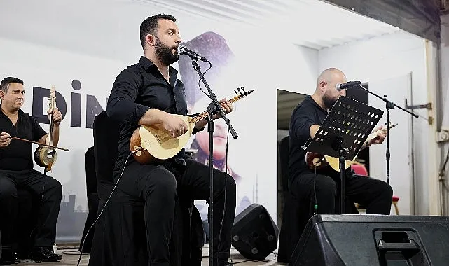 keciorende-her-mahallede-konser-coskusu-yasaniyor.jpg