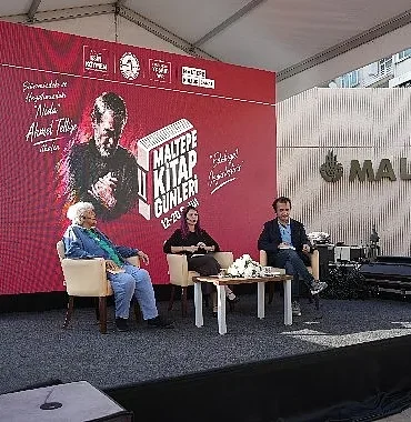 maltepe-kitap-fuarinda-ikinci-gun-edebiyat-ruzgari-esti.jpg