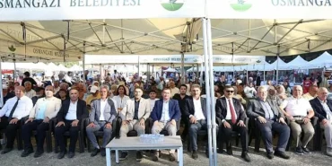 osmangazinin-siyah-inciri-festivalle-bulustu.jpg