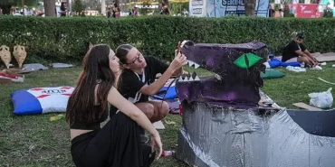 red-bull-karton-tekne-yarismasi-fuar-coskusuna-renk-katti.jpg