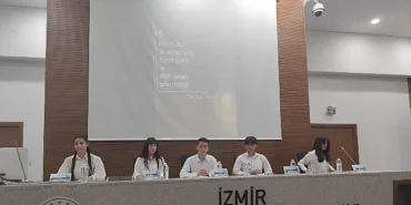 anadolu-mektebi-yazar-okumalari-projesi-izmirde-yeni-doneme-kapilarini-aciyor.jpg
