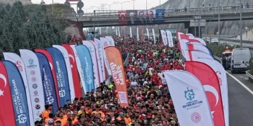binlerce-adim-cumhuriyet-icin-atildi.jpg