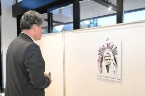 cumhuriyetin-oncu-kadinlari-sergisi-kartepe-sanat-evinde.jpg