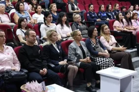 didim-belediyesinden-meme-kanseri-farkindaligi-icin-konferans.jpg