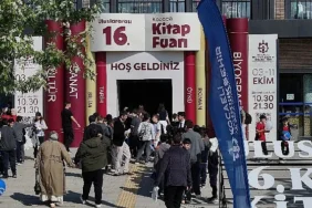 dunyanin-renkleri-kocaeli-kitap-fuarinda.jpg