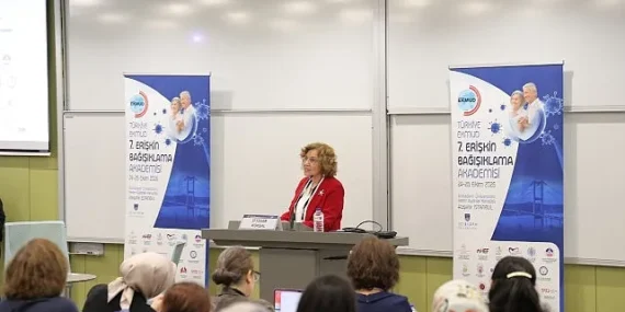 Erişkin Aşılamasıyla İlgili Son Gelişmeler Acıbadem Üniversitesi’nde Masaya Yatırıldı