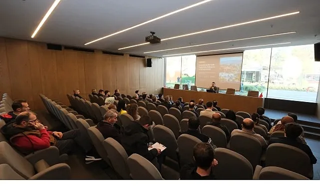 inegol-belediyesinde-personele-yapay-zeka-egitimi-duzenlendi.jpg