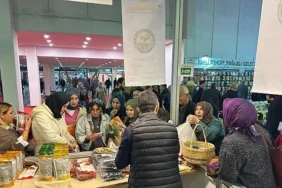 inegolun-tarimsal-degerleri-bursa-tarim-fuarinda-tanitiliyor.jpg