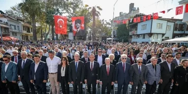 mudanya-mutarekenin-104-yilinda-baris-icin-bulustu.jpg