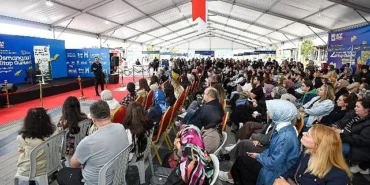 osmangazi-kitap-gunlerinde-edebiyat-psikoloji-ve-bilim-konusuldu.jpg