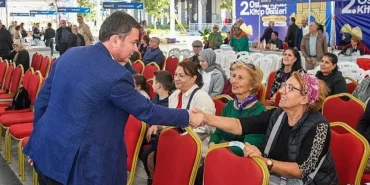 osmangazide-kitap-ve-edebiyat-dolu-gunler-sona-erdi.jpg