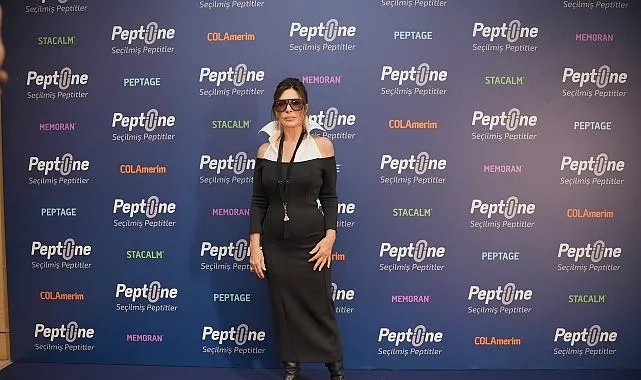 peptiline-secilmis-peptitler-dunyasini-marka-elcisi-nebahat-cehre-ile-tanitti.jpg
