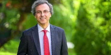 prof-dr-ahmet-aydinzehirli-ve-yenilebilir-mantarlar-birbirine-benzeyebilir.jpg