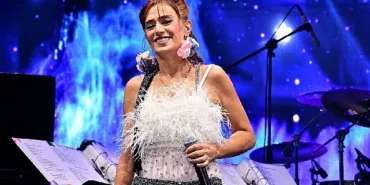yildiz-tilbe-kibrista-2-bin-davetliye-unutulmaz-bir-gece-yasatti.jpg
